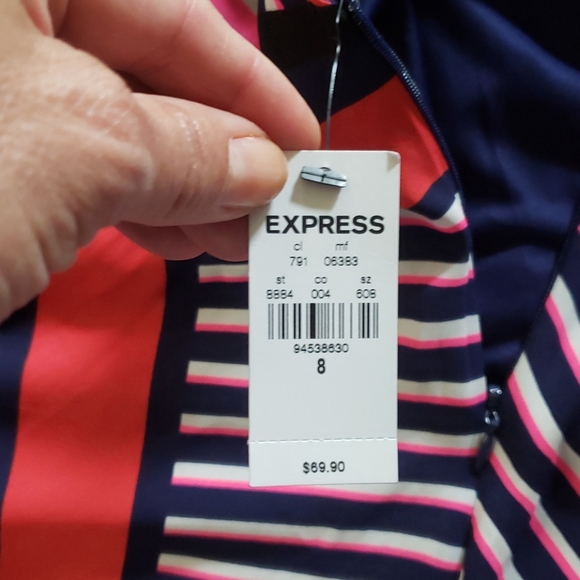 NWT Express red and blue romper. Size 8 - Picture 7 of 10